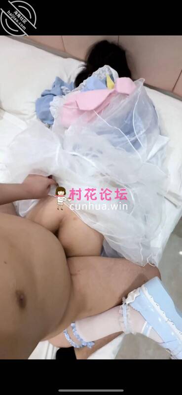 剧情演绎以身抵债的洛丽塔小萝莉 因父亲欠债跑路被破处 少女酮体被狠狠输出[1V-276M][百度网盘]