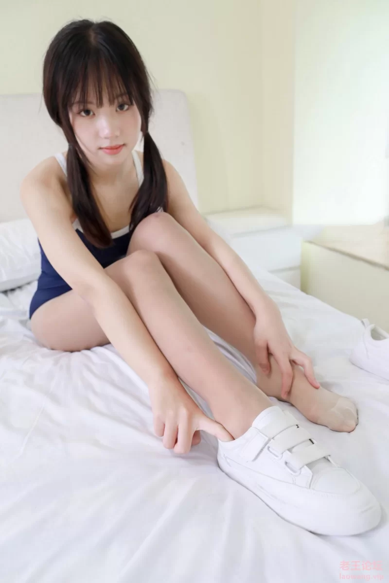 [MZSOCK]学妹小麦-体操服肉丝美脚 [74P+1V-1.01GB]