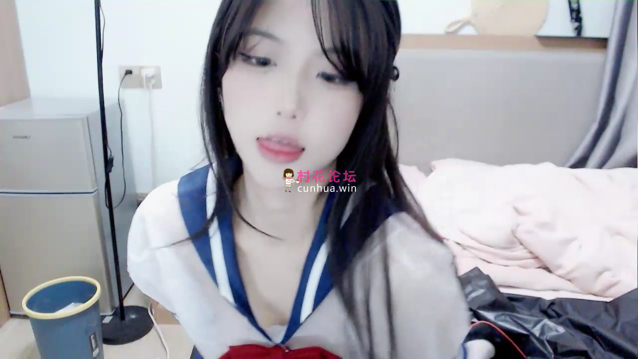 stripchat《hk_xiaoxiao》清纯美女! 骚舞，道具自慰，超反差 [多v-4.6G][百度网盘]