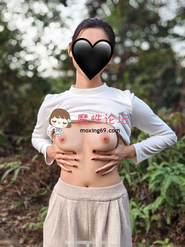 网红超极品人气女神,反差人民教师《最美宝儿》无水最新啪集小骚货各种3P绿帽癖，身材无敌凹凸有致，喜欢邀单男3P各种淫乱《486P-194V-45G》