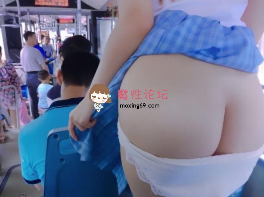 国产自拍Q弹小翘臀这么可爱的妹子怎么会这么骚呢，人前淑女，人后欲火焚身！撕破她的丝袜，当做炮架[1V579M][BT]