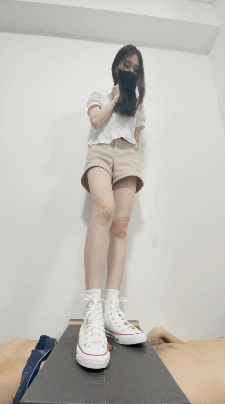 足交《收藏精品》足控福利，恋足大神足交手交啪啪榨精视频福利合集《277V102G》