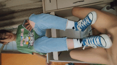 足交《收藏精品》足控福利，恋足大神足交手交啪啪榨精视频福利合集《277V102G》