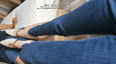 足交《收藏精品》足控福利，恋足大神足交手交啪啪榨精视频福利合集《277V102G》