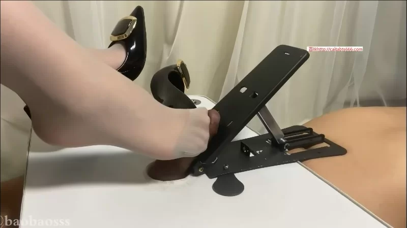 （补）饱饱S 珍珠高跟鞋插马眼棒+方扣高跟鞋踩踏板 [2V-1.2GB]