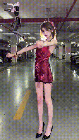 网红《抖音博主》自收集反差美女网红泄密合集②，白天COS服，晚上情趣服[NVNP68.3G][百度网盘]