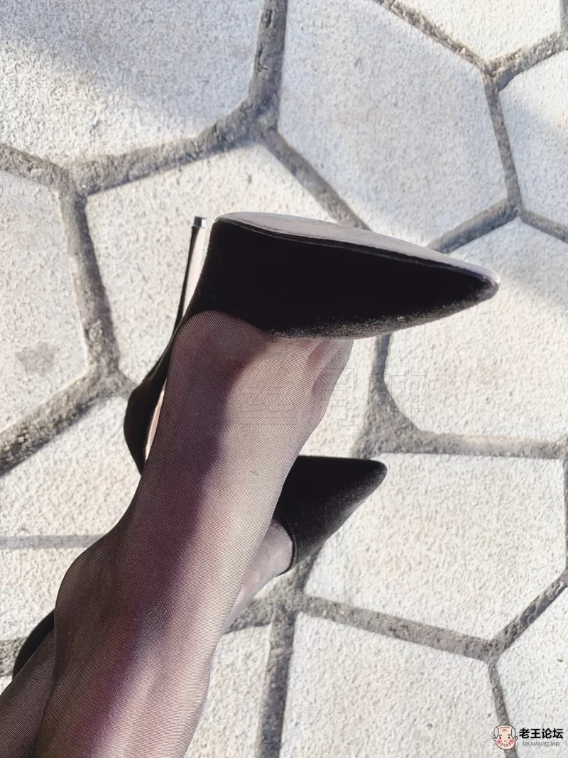 《自行打包》足控  丝月神全套合集 《2937p+12v - 4.6G》《度 [-]