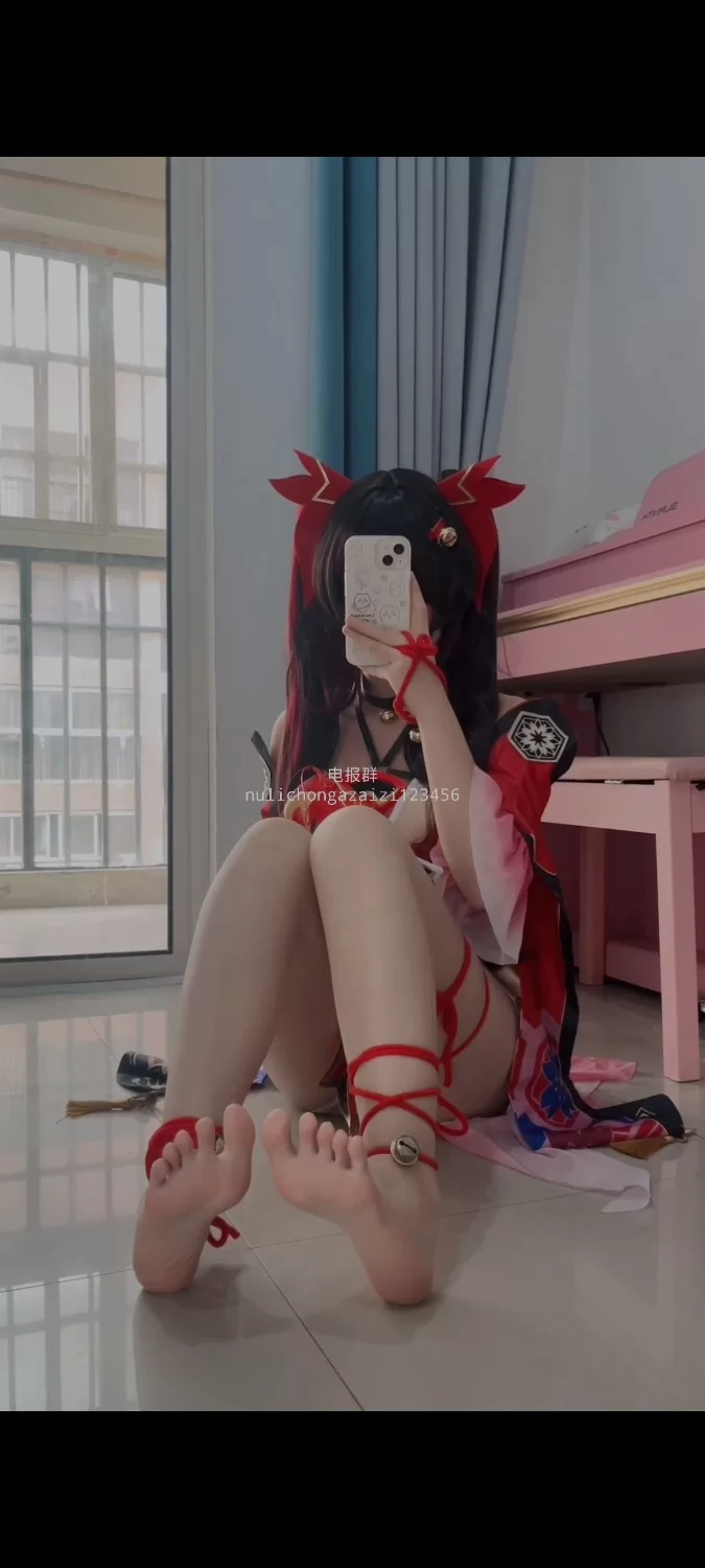 抖音小小苏 cos花火 足控 [1v-236m]