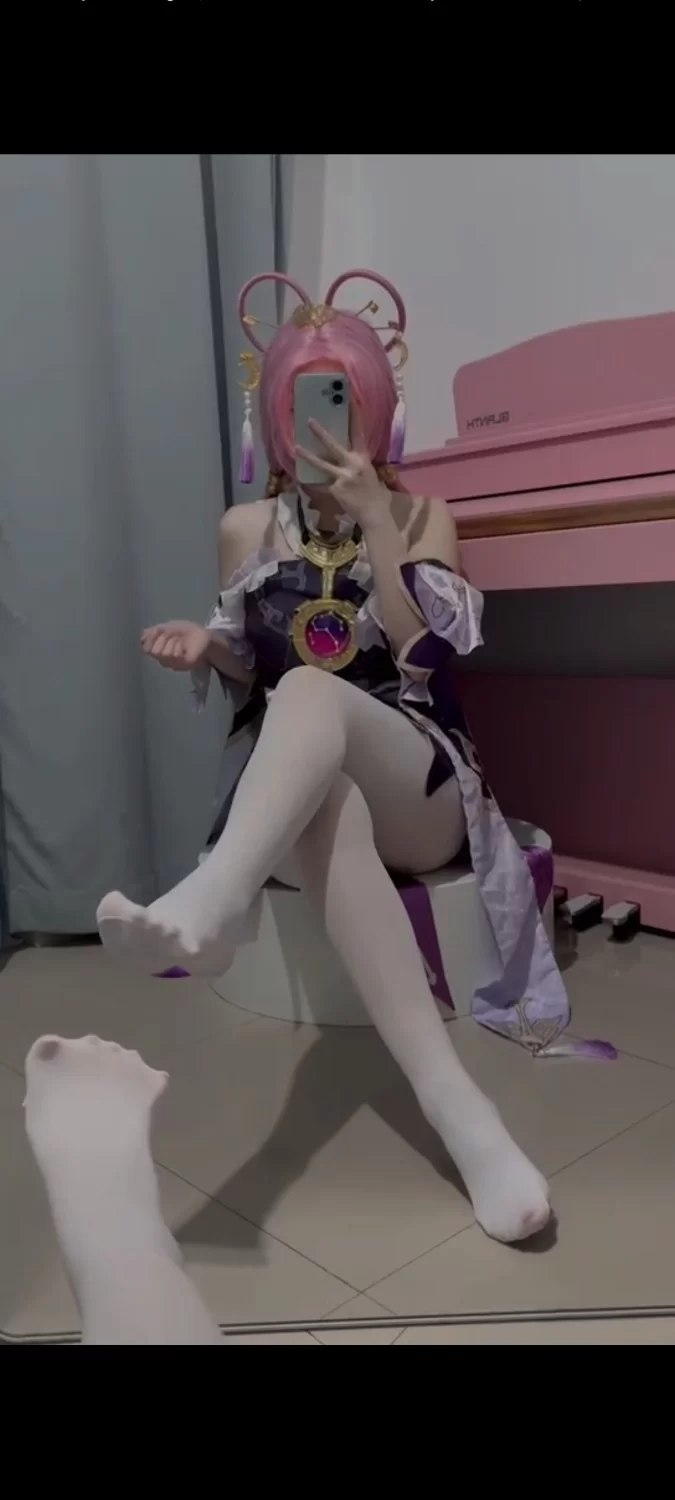 抖音小小苏私人定制星穹铁道符玄厚白丝羞辱搓脚倒计时 [1v-27m]