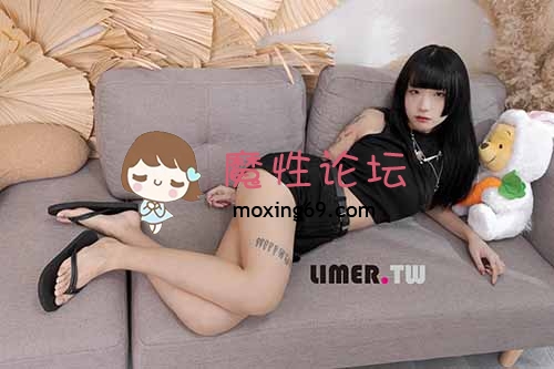 福利Limerence-Raku 夹脚拖-热裤极品美足[23P1V-724M百度网盘]