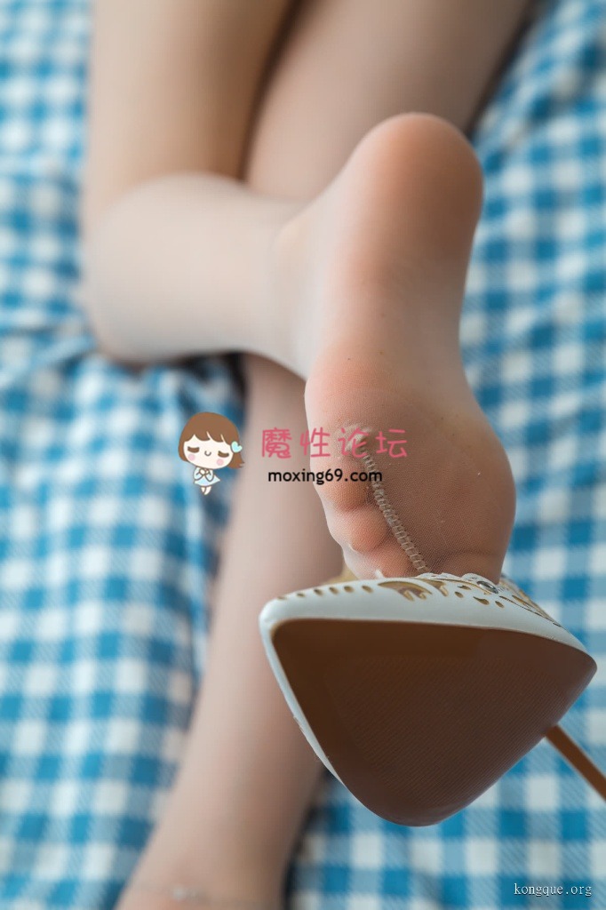 [度盘]Sia不吃鱼 – 全套丝足美足高跟视频合集[35套 2024.11] 49G