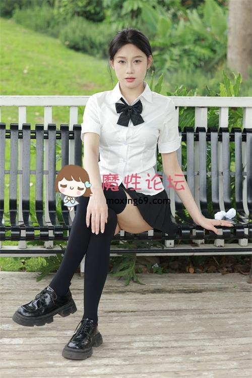 福利IMZSOCK爱美足-妍妍 超短裙黑丝棉袜美腿[113P+1V／1.94G 百度网盘]