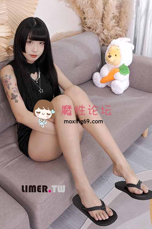 福利Limerence-Raku 夹脚拖-热裤极品美足[23P1V-724M百度网盘]