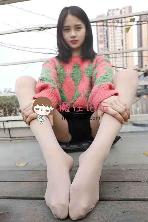 福利IMZSOCK爱美足-雨沫-超短裙肉丝棉袜裸足 [125P 1.21G百度网盘]