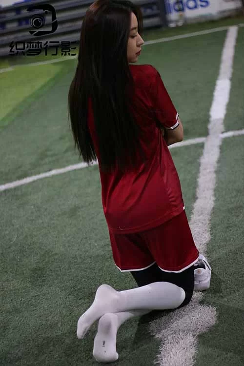 织梦映像-足球小将-凌空一脚入逍遥-白丝棉袜美腿 [302p1v-1.4g]