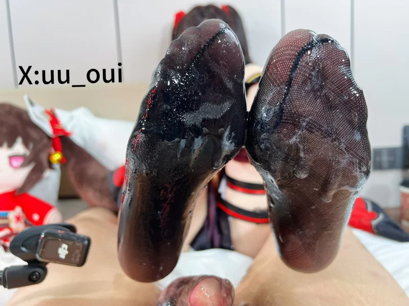 补补补“啊～我想射了 我可以射在穹妹的黑丝脚上吗”清 [13V17P-790MB]