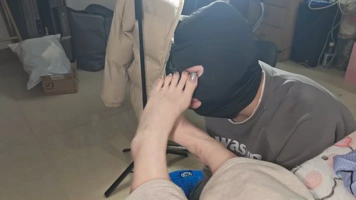 超美玉足-小红书闺蜜玛卡 美甲舔脚 [1v-0.99GB]