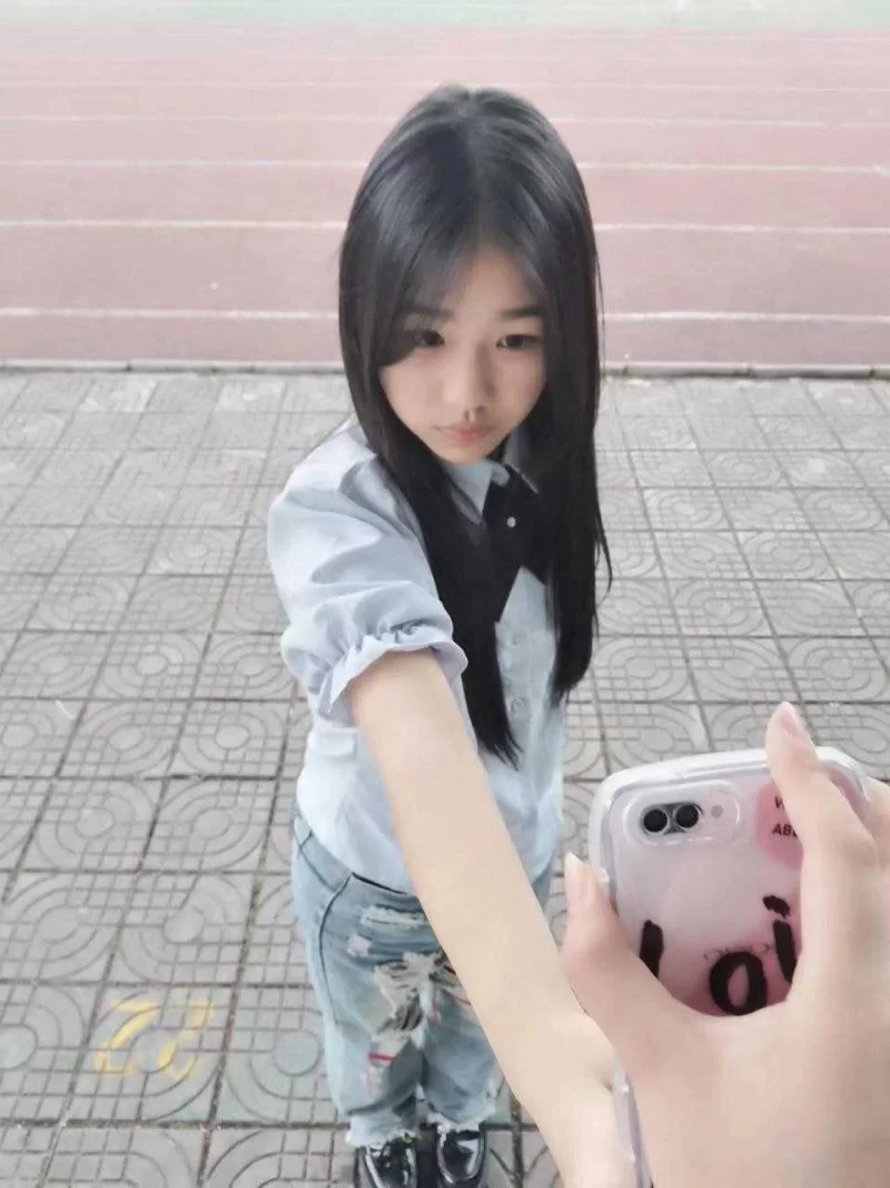 《重磅合集》套路小红书大学妹脚模面试秀足 474部 [474V+1745P-5.5GB]