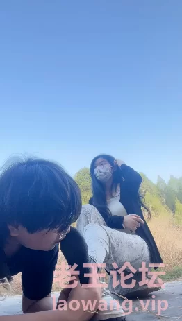 户外套路素人做s 舔脚 踩踏 玉足 清纯温柔s [1v-535MB]