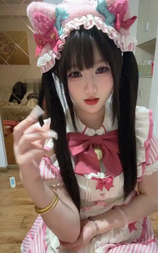 六六 丝足 ❤️06学生 嫌弃脸翻白眼 JK制服/水手服/洛丽塔 [20v-15GB]