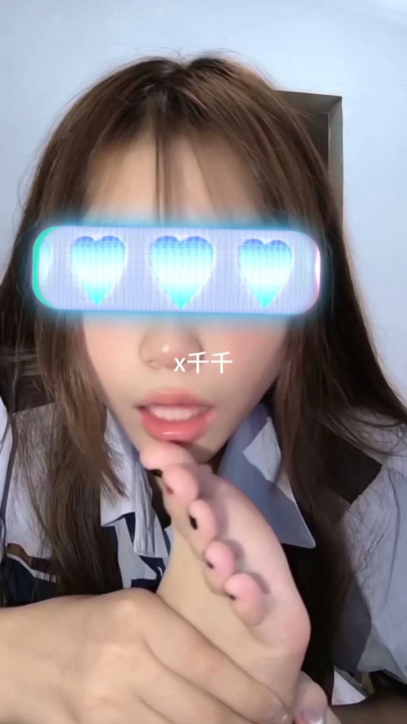 多位高颜值小姐姐秀足 [174V-6.56GB]