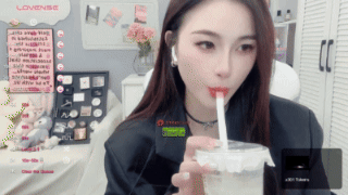 直播❤️stripchat，两位精品小姐姐《Neyllar》《Evajoannana》秀合集《79V-34.8G》