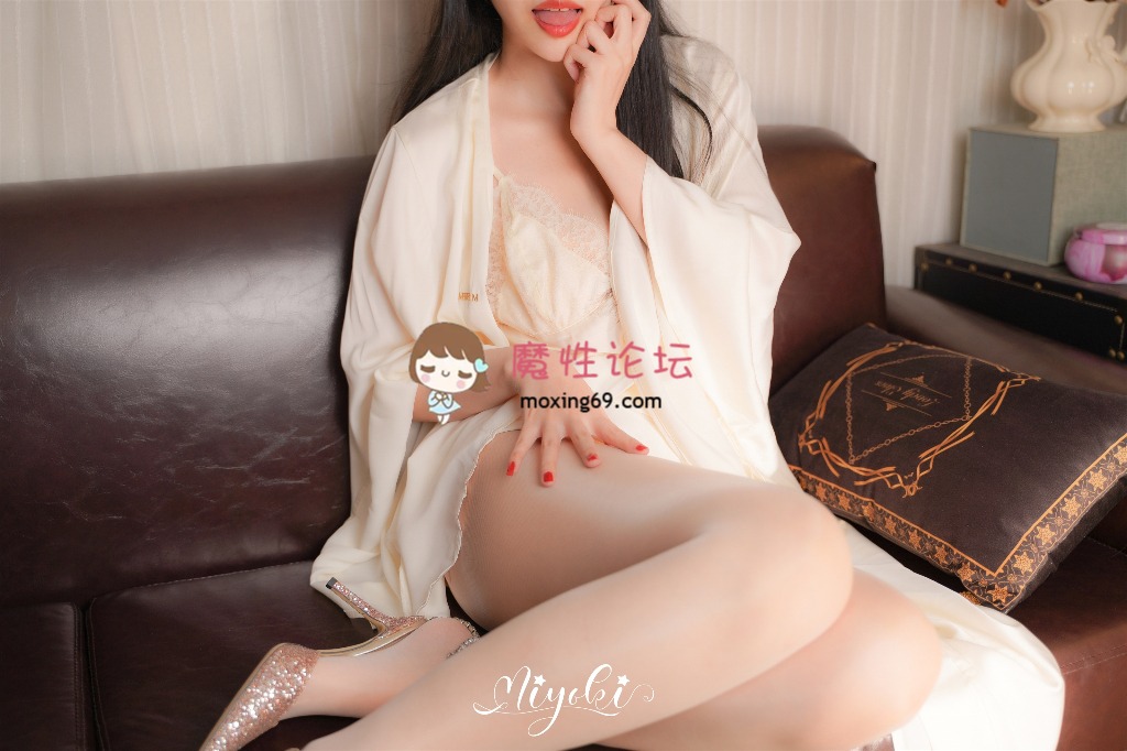 国产自拍[115]铃木美咲-双人美少女2 [8p+1v-967.7M]