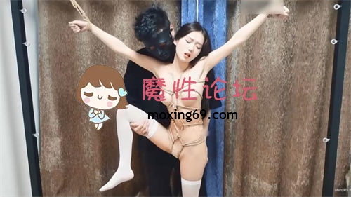 国产自拍无敌甜美9分超美小脸女神模特-灵灵，露三点白虎[1V1050M][BT]