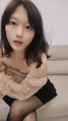 [度盘]纯真的学妹《鸭鸭小可爱》这小表情真是销魂 [2v+3.29g]