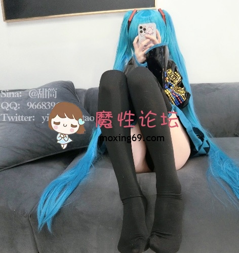 萝莉一线天馒头逼福利姬萌白酱-甜筒-香味弥漫-一口幼桃 92G大合集