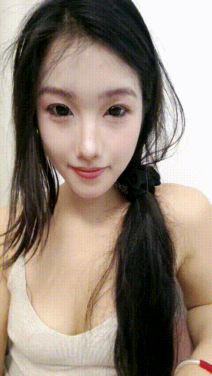 直播真正的顶级颜值女神 九亿少男梦 被光头金主狂艹 口爆吞精