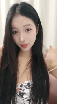 直播真正的顶级颜值女神 九亿少男梦 被光头金主狂艹 口爆吞精