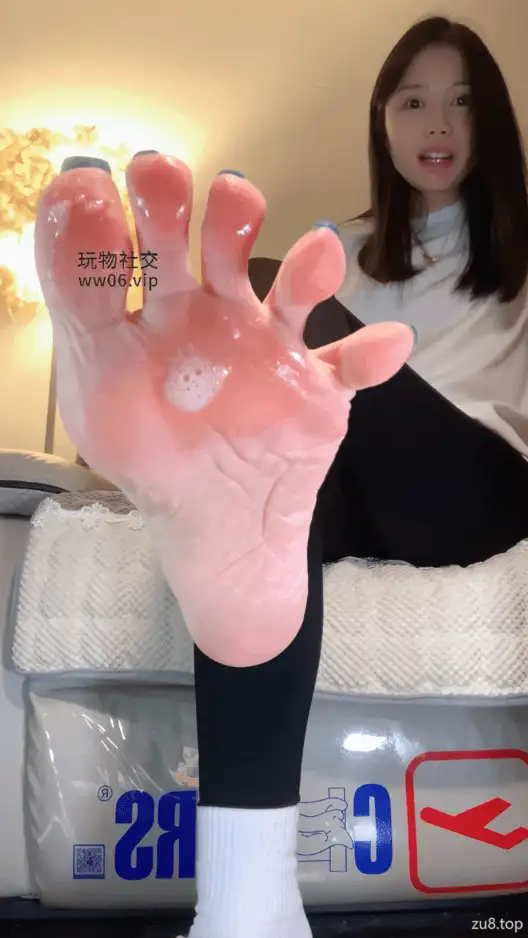 《抖M足控福利》玩物直播清酒女主美足诱惑合集1080P高清 [6V-7.2GB]