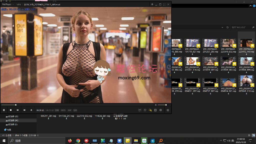 偷拍[度盘]外国美女尿尿户外露出合集《自行打包》4k