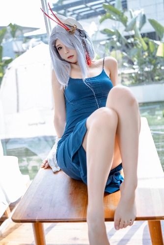 cosplayQuan冉有点饿 － 原神 申鹤 同人礼服 [54P 459MB]［百度云］