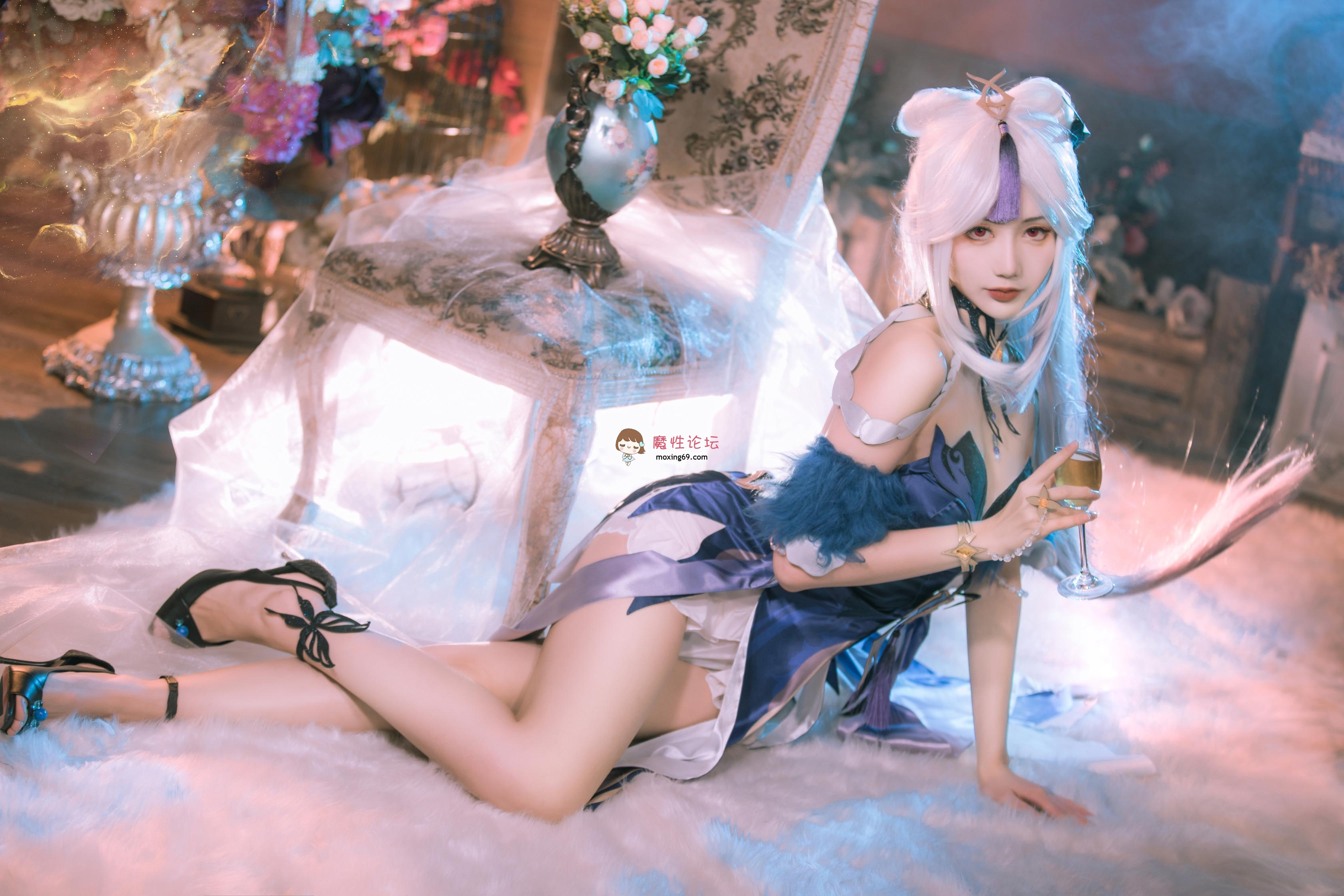 国产自拍如月灰  原神 凝光 纱中幽兰 [11P 0V 0.14GB][夸克]