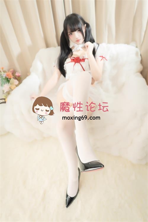 美图神楽坂真冬-草莓蛋糕-女仆白丝高跟[75P-2V-248M百度网盘]