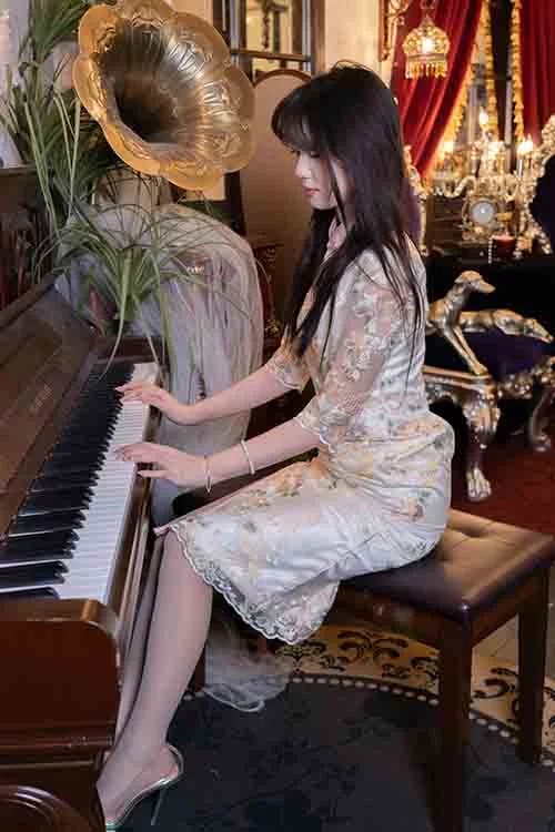 甜予摄影-璇璇-旗袍高跟灰丝、薄黑丝美腿 [127p1v-2.5GB]