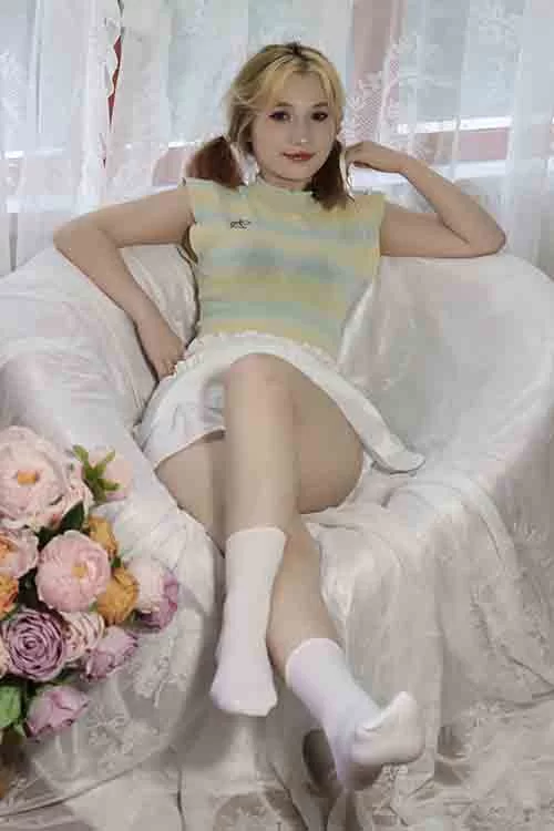 绮梦摄影-安吉拉-超短裙白丝棉袜美脚[235P1V-1.3G百度网盘] [235p1v-1.3GB]