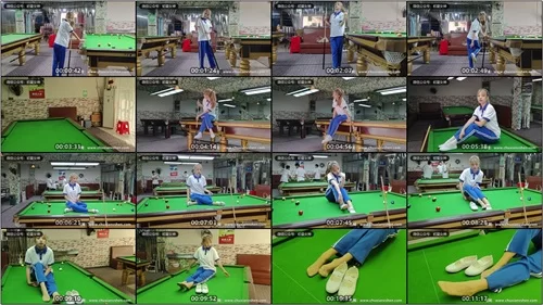 初夏女神-番茄-校服白丝美腿[100P1V 640M百度网盘] [100p1v-640m]