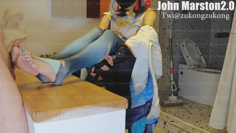 John Marston申鹤cos足交，踩脚袜与裸足双重榨精❤️ [1v-1.02g]