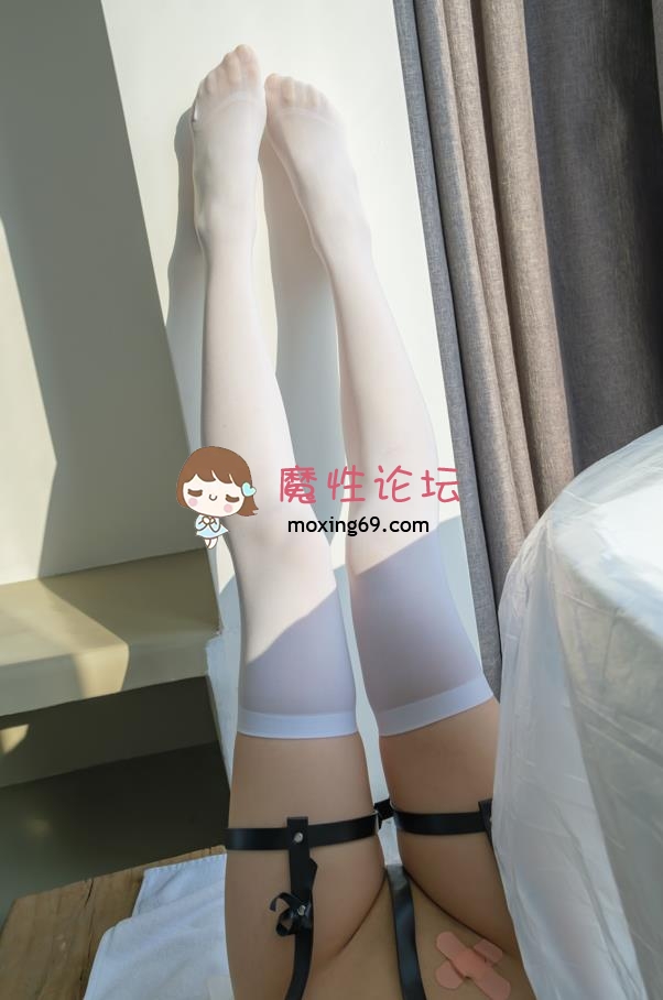 网红高颜值福利姬《赤西夜夜》 ❤️纯白萝莉❤️比基尼❤️完美白丝❤️32套写真视频合集[25V2519P56.9G]