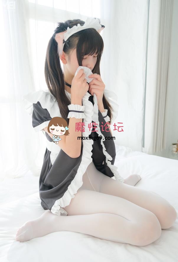 网红高颜值福利姬《赤西夜夜》 ❤️纯白萝莉❤️比基尼❤️完美白丝❤️32套写真视频合集[25V2519P56.9G]