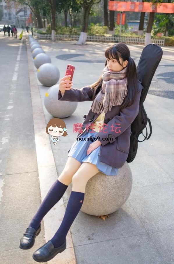 网红高颜值福利姬《赤西夜夜》 ❤️纯白萝莉❤️比基尼❤️完美白丝❤️32套写真视频合集[25V2519P56.9G]