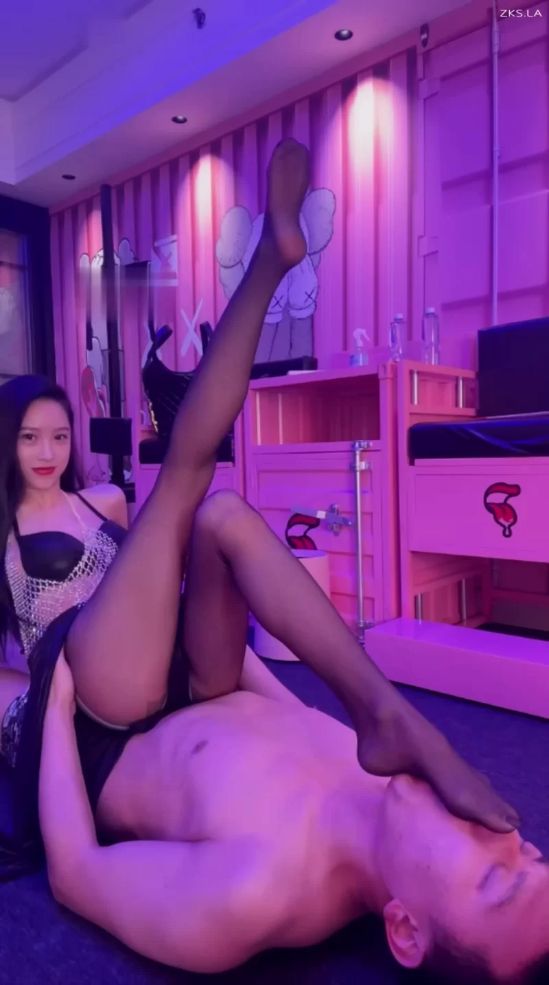 双胞胎木木 - 泳装女神的诱惑[1V-1.97GB][百度盘] [1V-1.97GB]