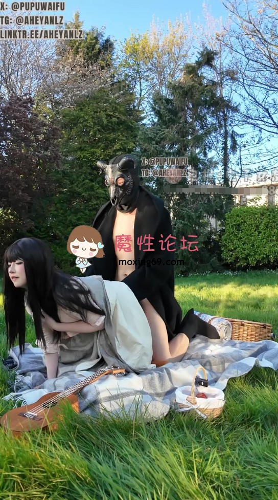 野外推特极品阿黑颜母狗「Pupu噗噗」《小姐森林野餐篇2》棒棒自慰到一半，突然出现神秘男子，强行交配疯[1V1.7G][BT]