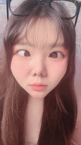 网红圆润可爱女孩《04年粉嫩兔》 道具自慰 粉穴特写 阿黑颜 [3V-1.15G][百度网盘]