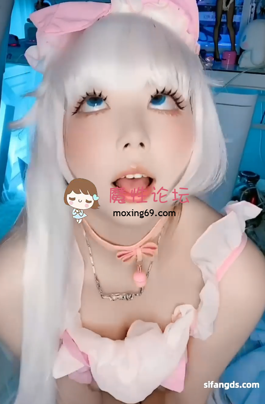 主播《度盘》《快手丨佳佳拖把》300W粉丝嫩妹 XXXX 付费私拍大尺度 情趣无内漏点阿黑颜全果骚诱 (1V-9分12-256M)