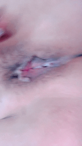 网红圆润可爱女孩《04年粉嫩兔》 道具自慰 粉穴特写 阿黑颜 [3V-1.15G][百度网盘]