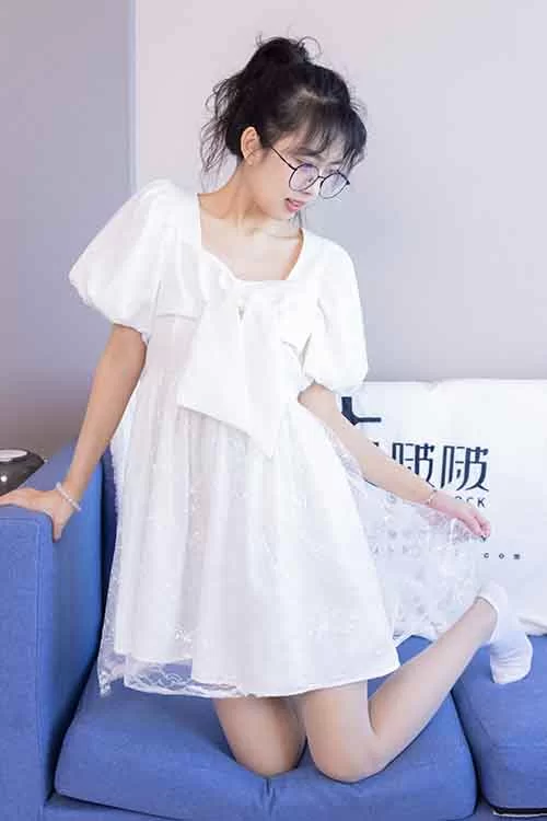 袜啵啵-奶油-平底鞋连衣裙、厚白丝肉丝[228P1V-2G百度网盘] [228p1v-2g]
